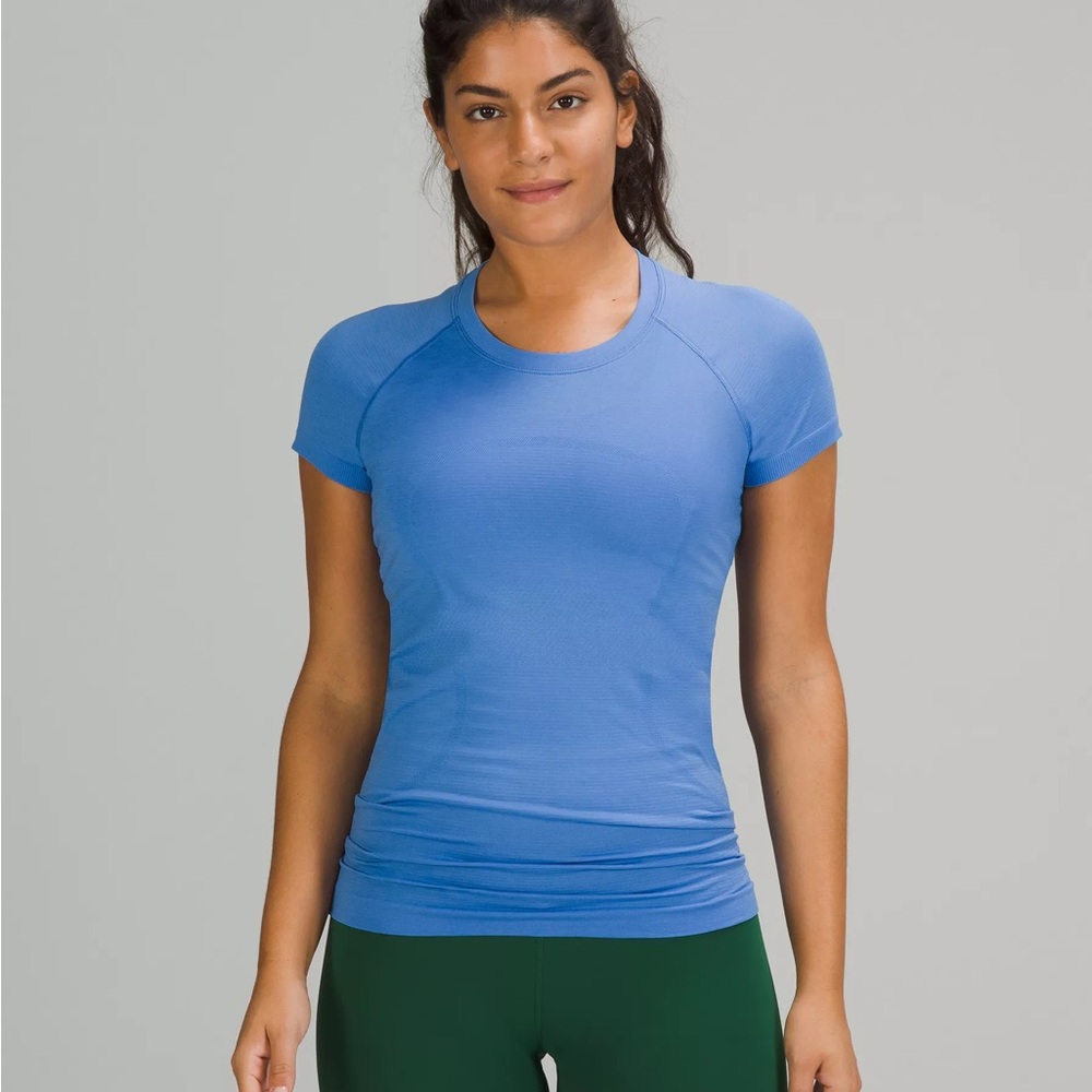 Women's Blue Swiftly Tech Short Sleeve Shirt 2.0